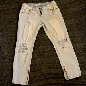 Super cute low rider jeans